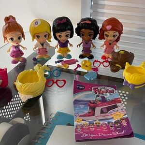 Flipsies Dolls Set - Collection of 5 Dolls plus Accessories